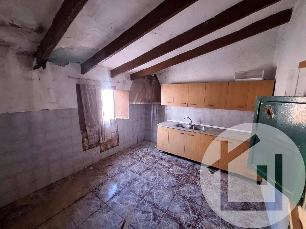 6 bedroom Finca/Country House for sale in Torre-Pacheco - € 158,900 (Ref: 9896981)