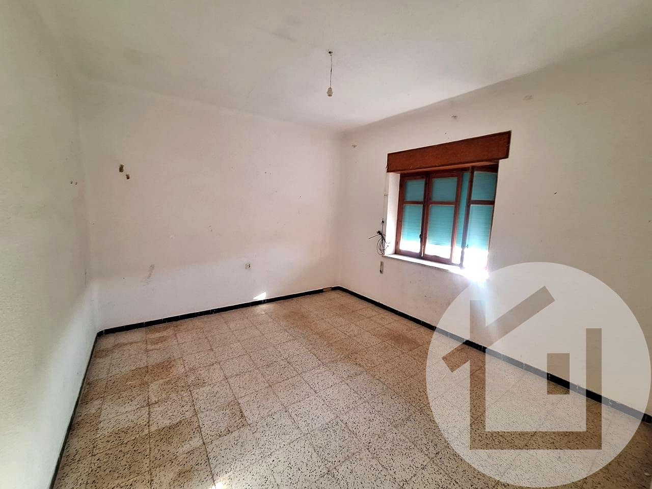 6 bedroom Finca/Country House for sale in Torre-Pacheco - € 158,900 (Ref: 9896981)