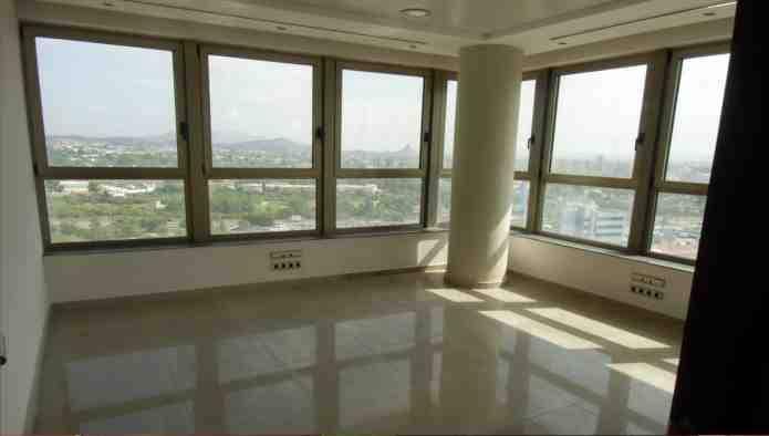 6 bedroom Office for sale in Murcia city with garage - € 556,000 (Ref: 9896988)