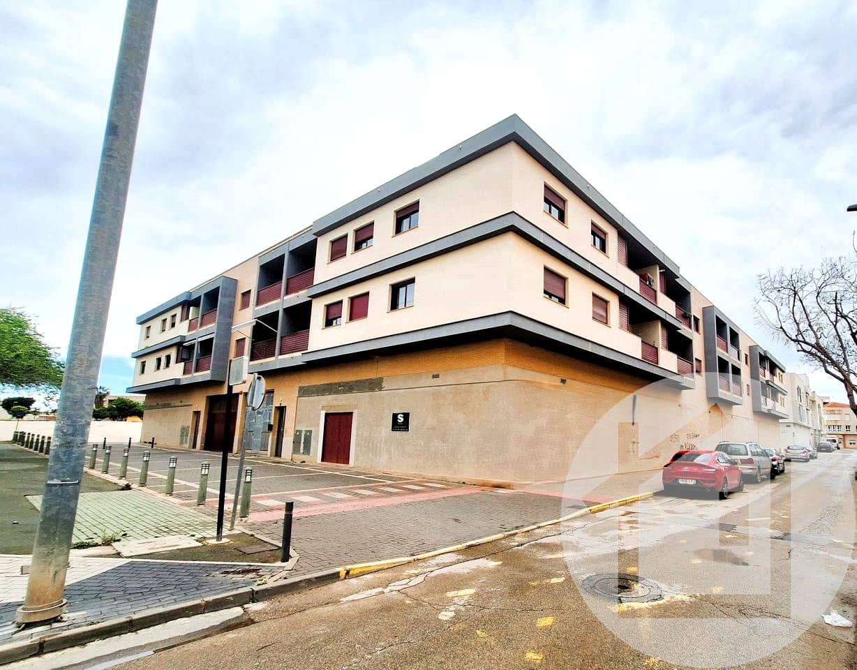 2 bedroom Business for sale in Torre-Pacheco - € 421,000 (Ref: 9896990)