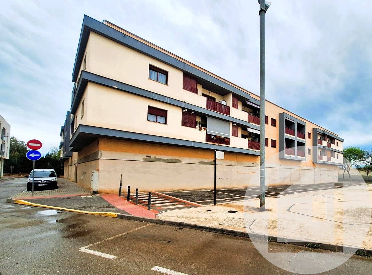 2 bedroom Business for sale in Torre-Pacheco - € 421,000 (Ref: 9896990)