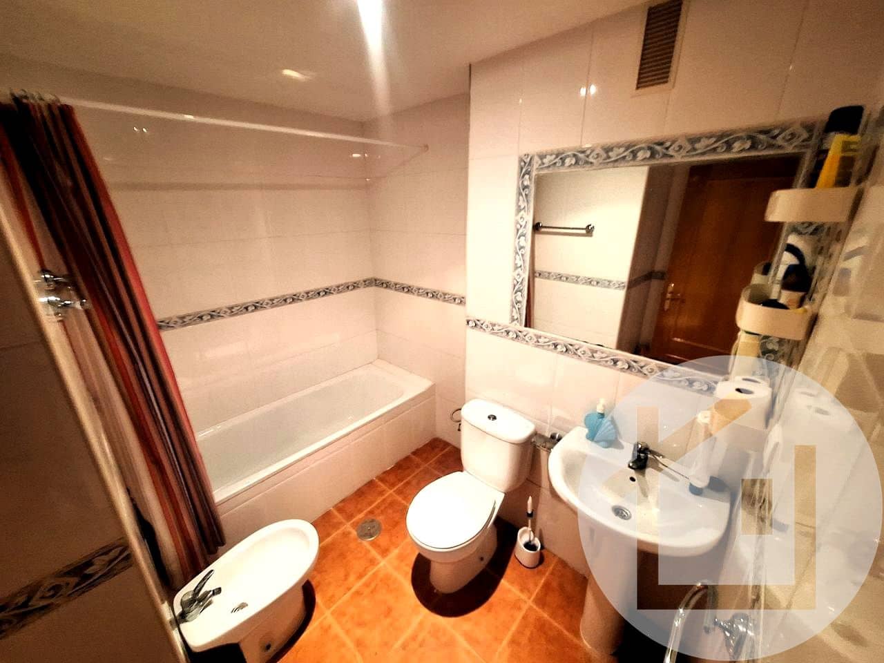 2 makuuhuone Asunto myytävänä paikassa El Carmoli - 139 000 € (Ref: 9935216)
