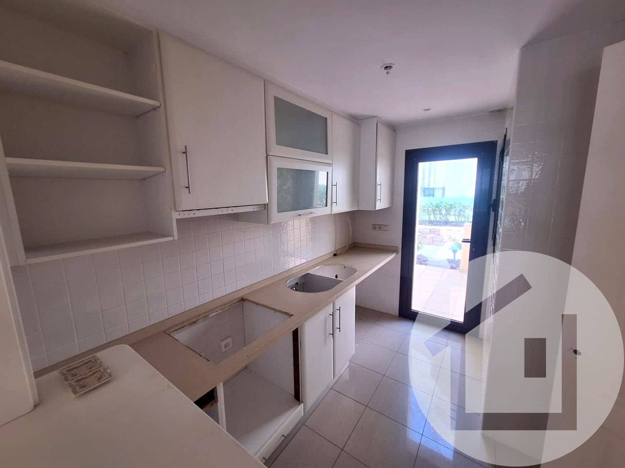 2 bedroom Flat for sale in Roda with pool - € 155,000 (Ref: 9966900)