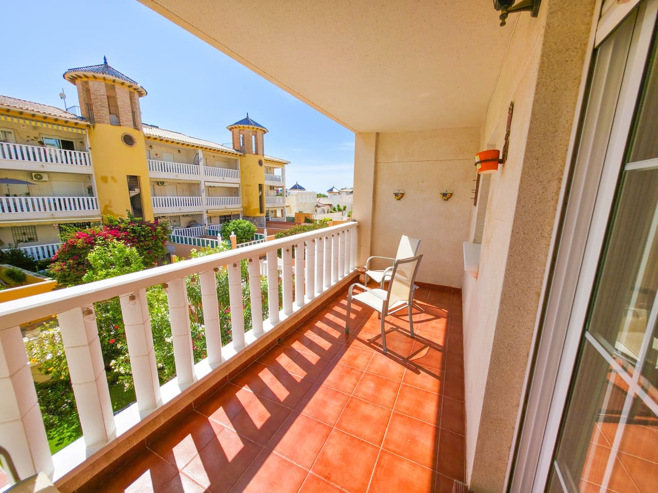 2 Zimmer Apartment zu verkaufen in Orihuela Costa mit Pool Garage - 157.500 € (Ref: 10000971)