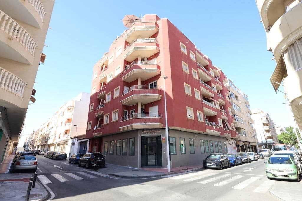 1 slaapkamer Appartement te koop in Torrevieja - € 119.000 (Ref: 10001364)
