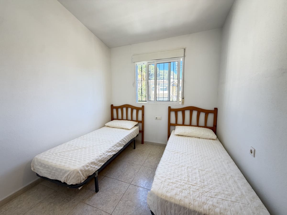 2 Zimmer Apartment zu verkaufen in Villamartin mit Pool - 139.995 € (Ref: 10001366)