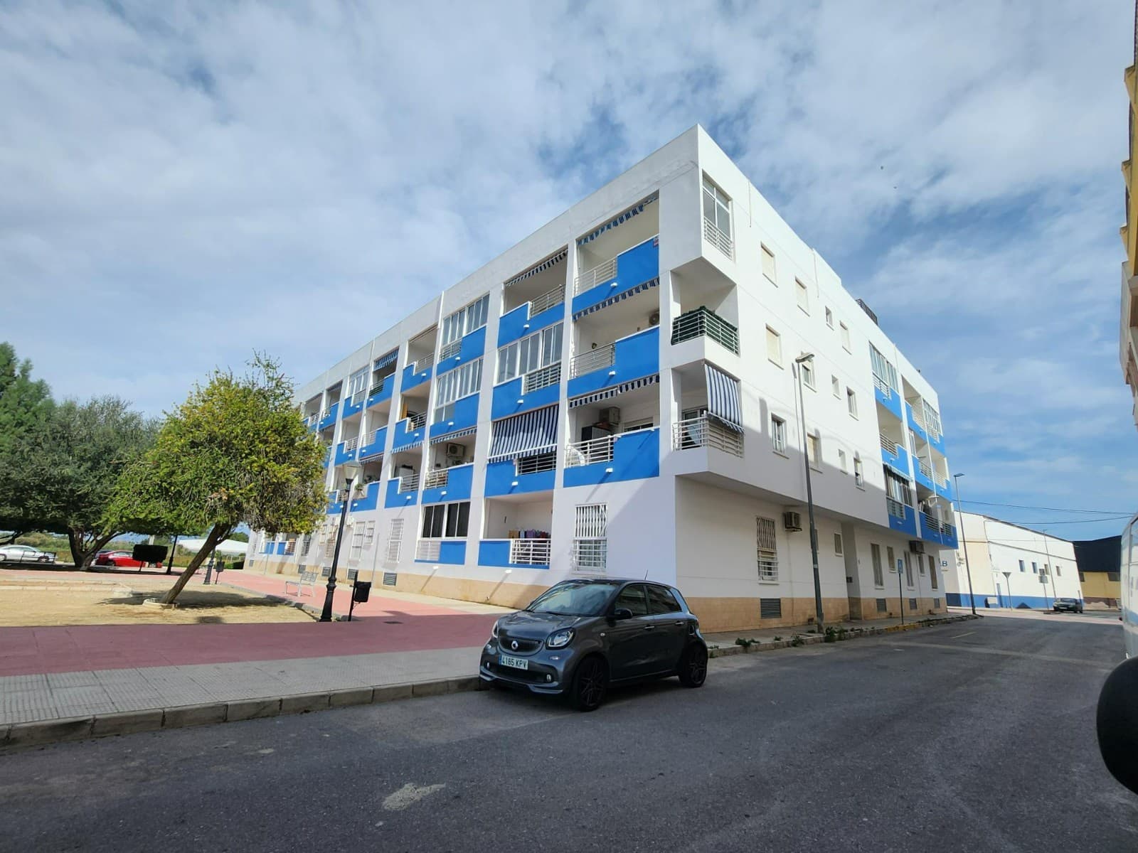 Apartamento de 2 habitaciones en Almoradí en venta con piscina - 95.000 € (Ref: 10004365)