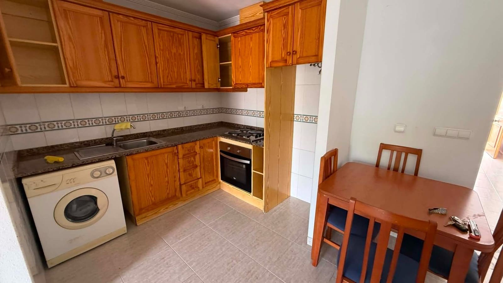 Apartamento de 2 habitaciones en Almoradí en venta con piscina - 95.000 € (Ref: 10004365)