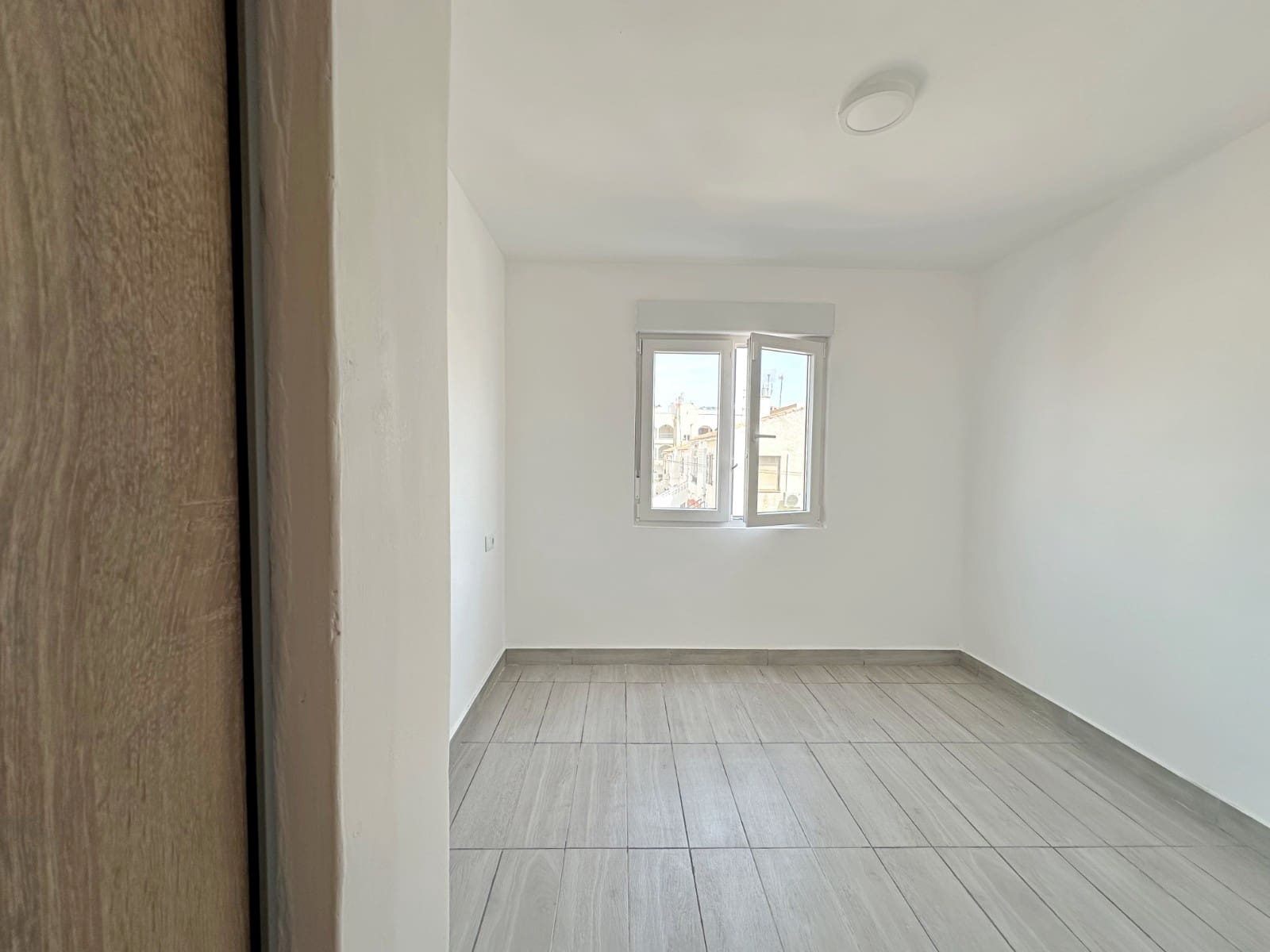2 sypialnia Bungalow na sprzedaż w Torrevieja - 149 900 € (Ref: 10004371)