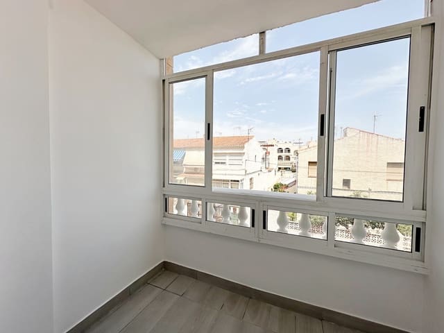 2 sypialnia Bungalow na sprzedaż w Torrevieja - 149 900 € (Ref: 10004371)