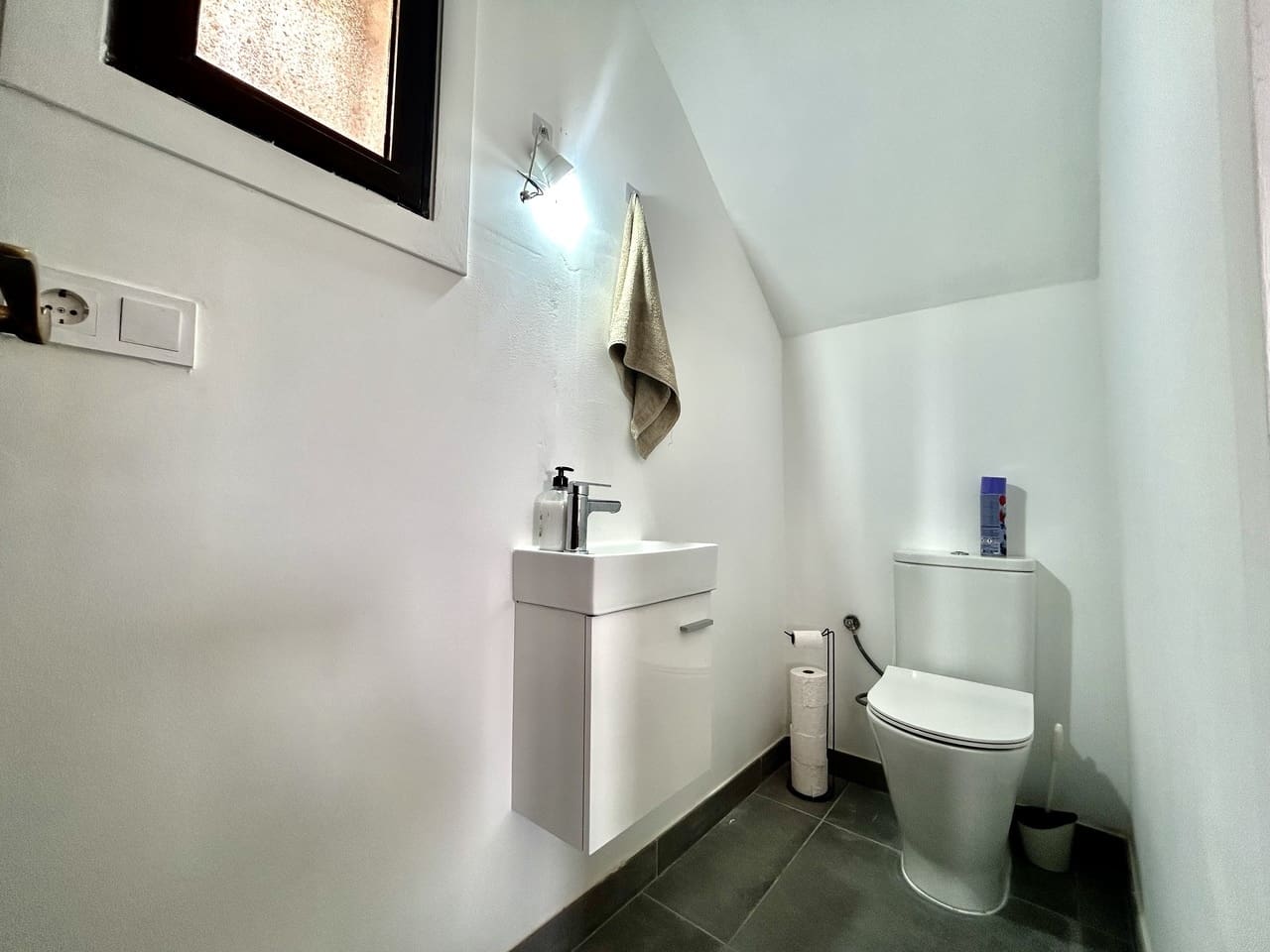 2 bedroom Villa for sale in Villamartin with pool garage - € 220,000 (Ref: 10004374)