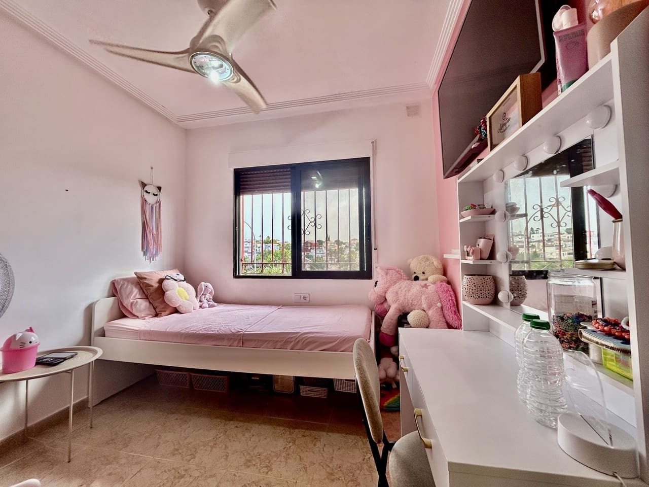 2 bedroom Villa for sale in Villamartin with pool garage - € 220,000 (Ref: 10004374)