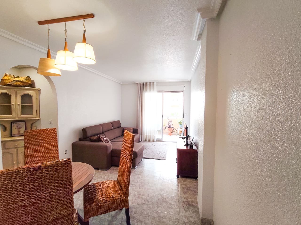 2 bedroom Apartment for sale in Guardamar del Segura - € 200,000 (Ref: 10004375)