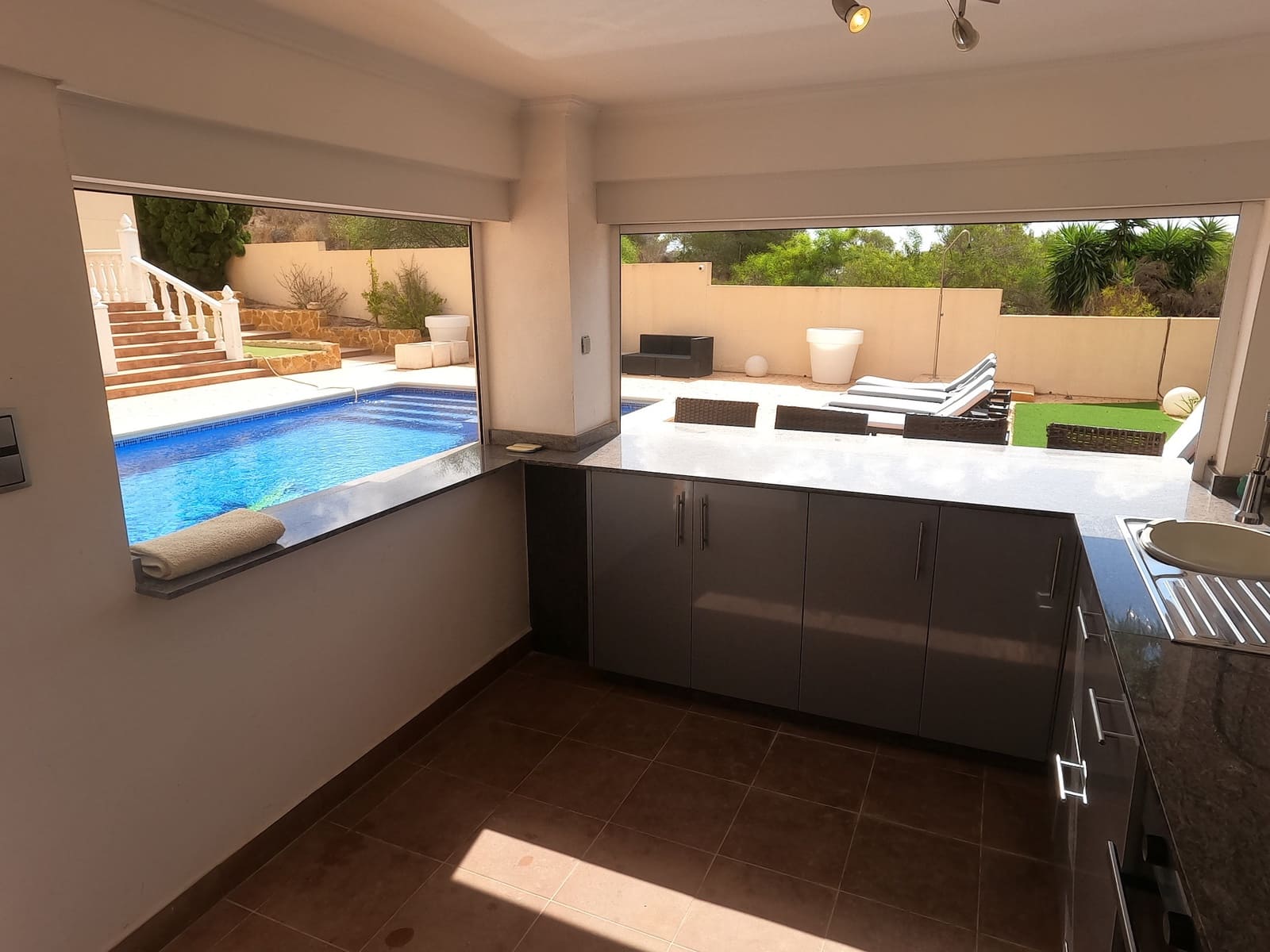 5 Zimmer Villa zu verkaufen in Algorfa mit Pool - 780.000 € (Ref: 10005902)