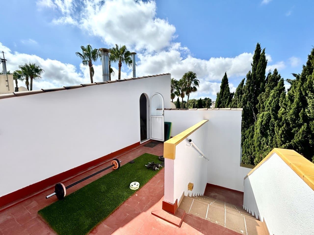 3 soverom Villa til salgs i Villamartin med svømmebasseng garasje - € 524 995 (Ref: 10005903)