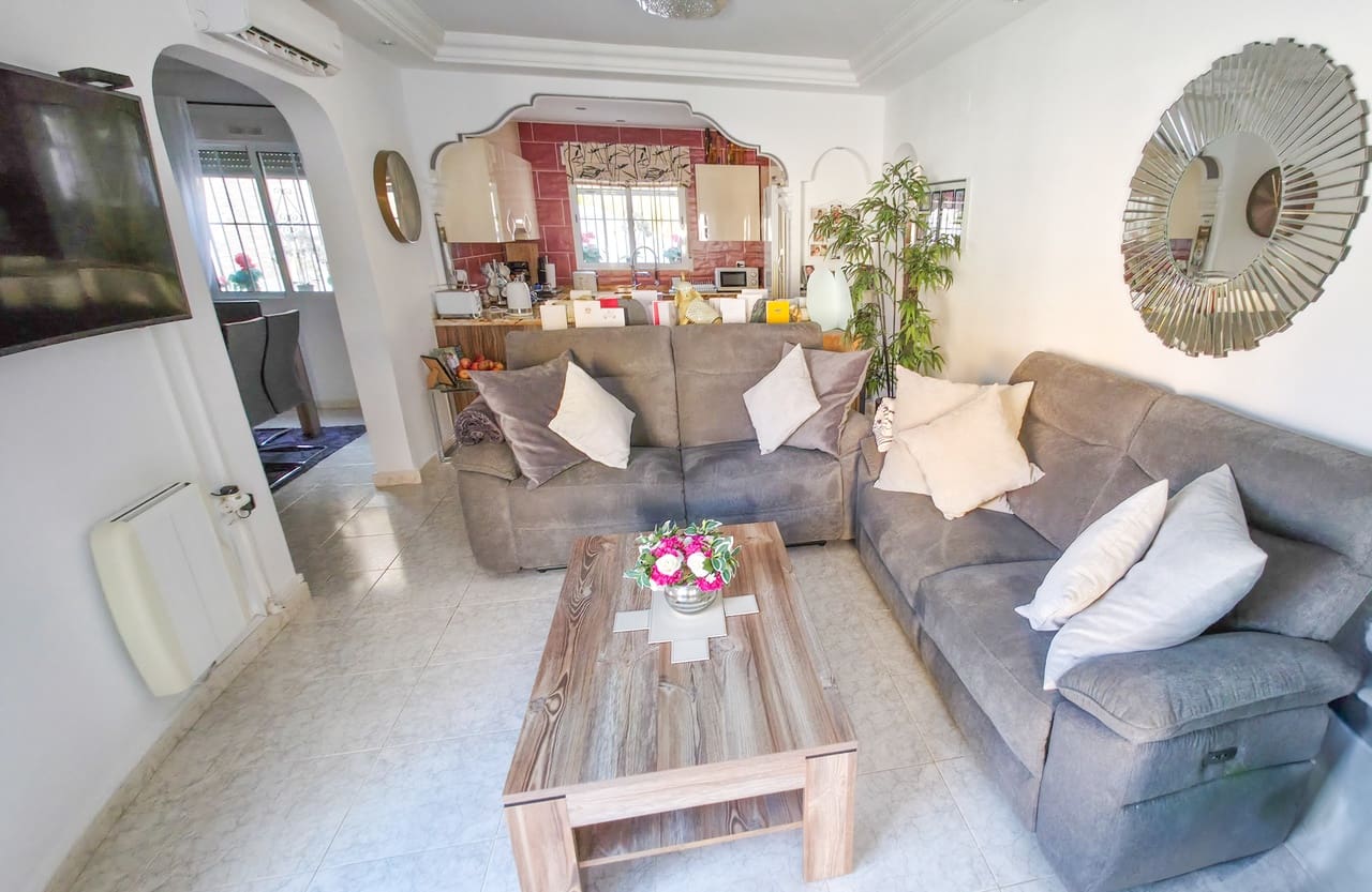 3 makuuhuone Huvila myytävänä paikassa Villamartin mukana 
autotalli - 269 995 € (Ref: 10008143)
