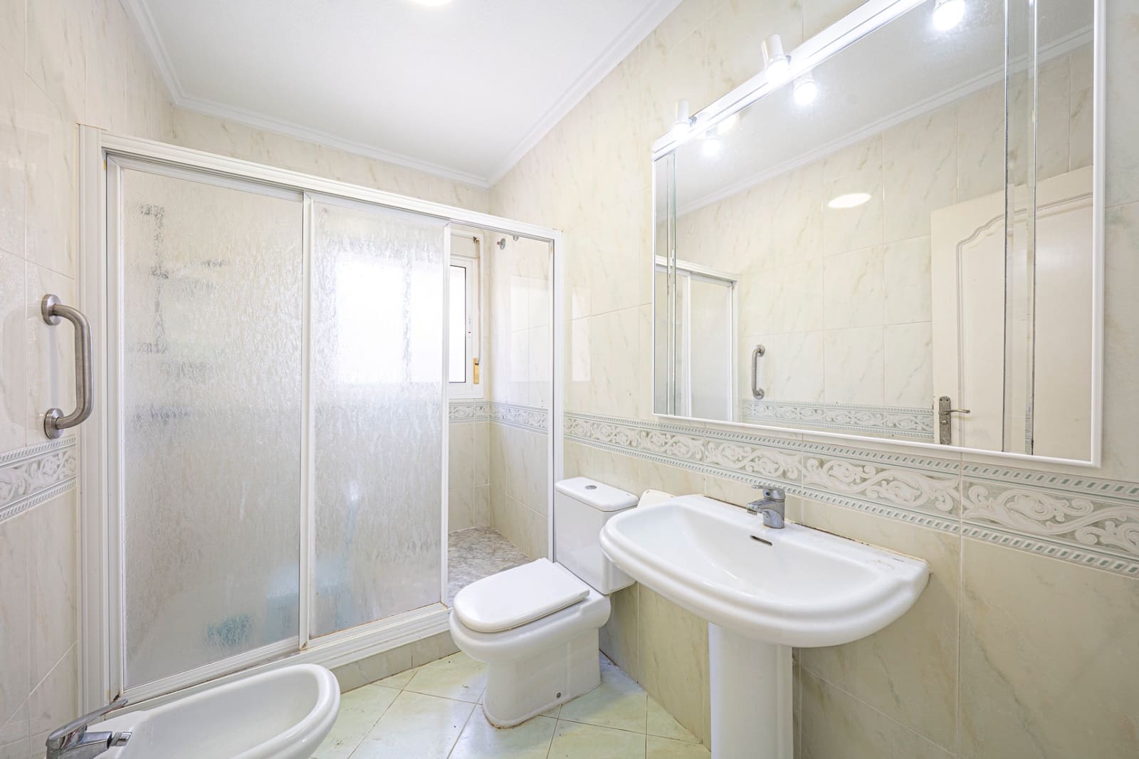 3 slaapkamer Villa te koop in Ciudad Quesada met zwembad - € 399.000 (Ref: 10012293)