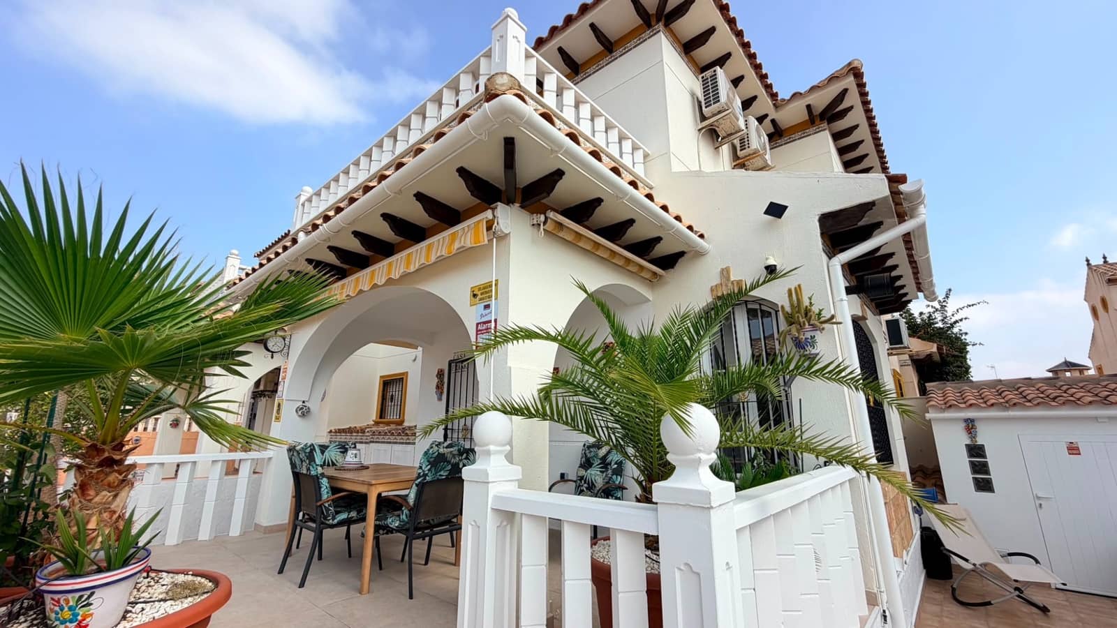 2 soverom Villa til salgs i Orihuela Costa med svømmebasseng - € 239 000 (Ref: 10018114)