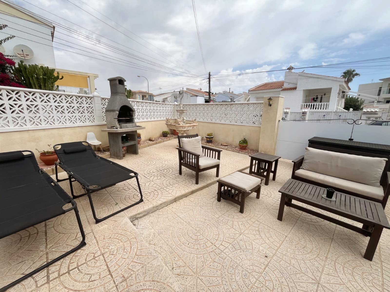 Bungalow de 2 habitaciones en Ciudad Quesada en venta con piscina - 165.000 € (Ref: 10021218)