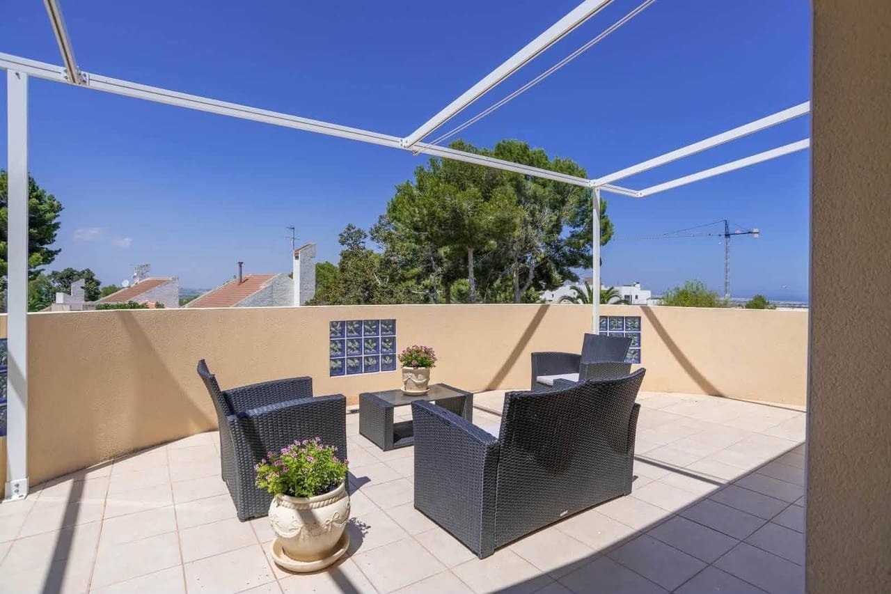 4 slaapkamer Villa te koop in San Miguel de Salinas met zwembad garage - € 799.000 (Ref: 10021219)