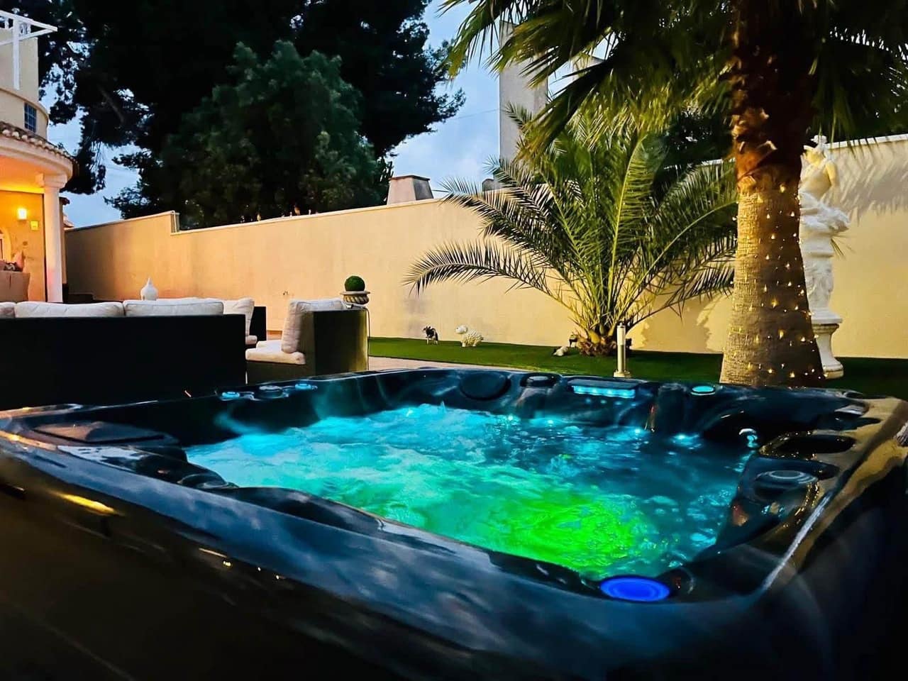 4 slaapkamer Villa te koop in San Miguel de Salinas met zwembad garage - € 799.000 (Ref: 10021219)