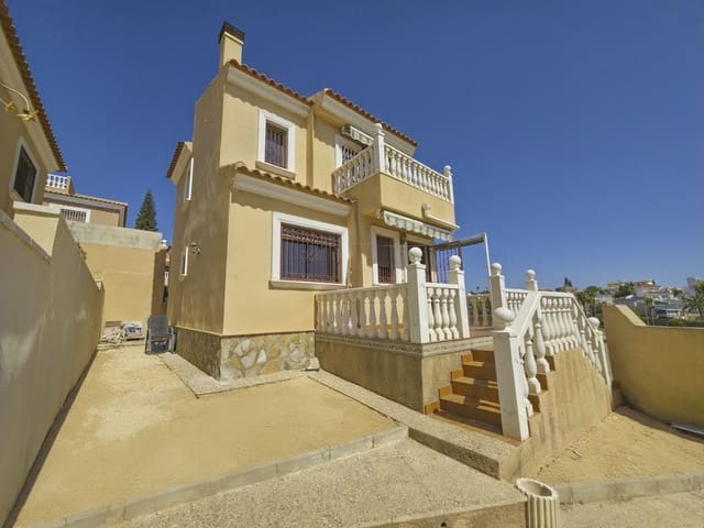 2 bedroom Villa for sale in Villamartin, Orihuela with pool garage - € 217,950 (Ref: 10023014)