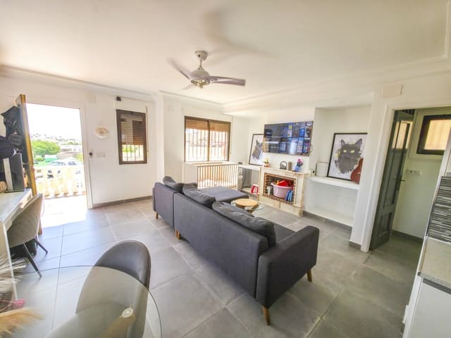 2 bedroom Villa for sale in Villamartin, Orihuela with pool garage - € 217,950 (Ref: 10023014)