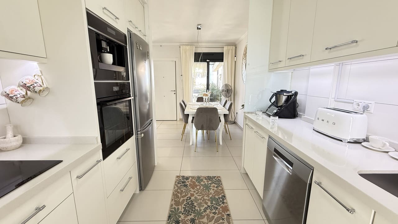 3 quarto Casa em Banda para venda em Cabo Roig com piscina garagem - 395 000 € (Ref: 10023455)
