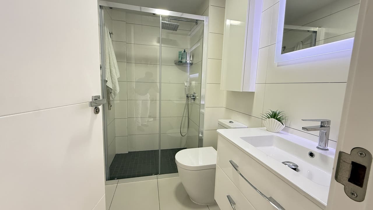 3 quarto Casa em Banda para venda em Cabo Roig com piscina garagem - 395 000 € (Ref: 10023455)