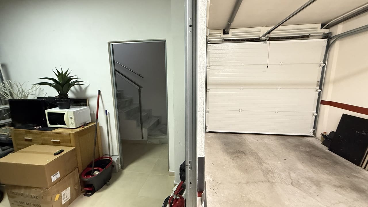 3 quarto Casa em Banda para venda em Cabo Roig com piscina garagem - 395 000 € (Ref: 10023455)
