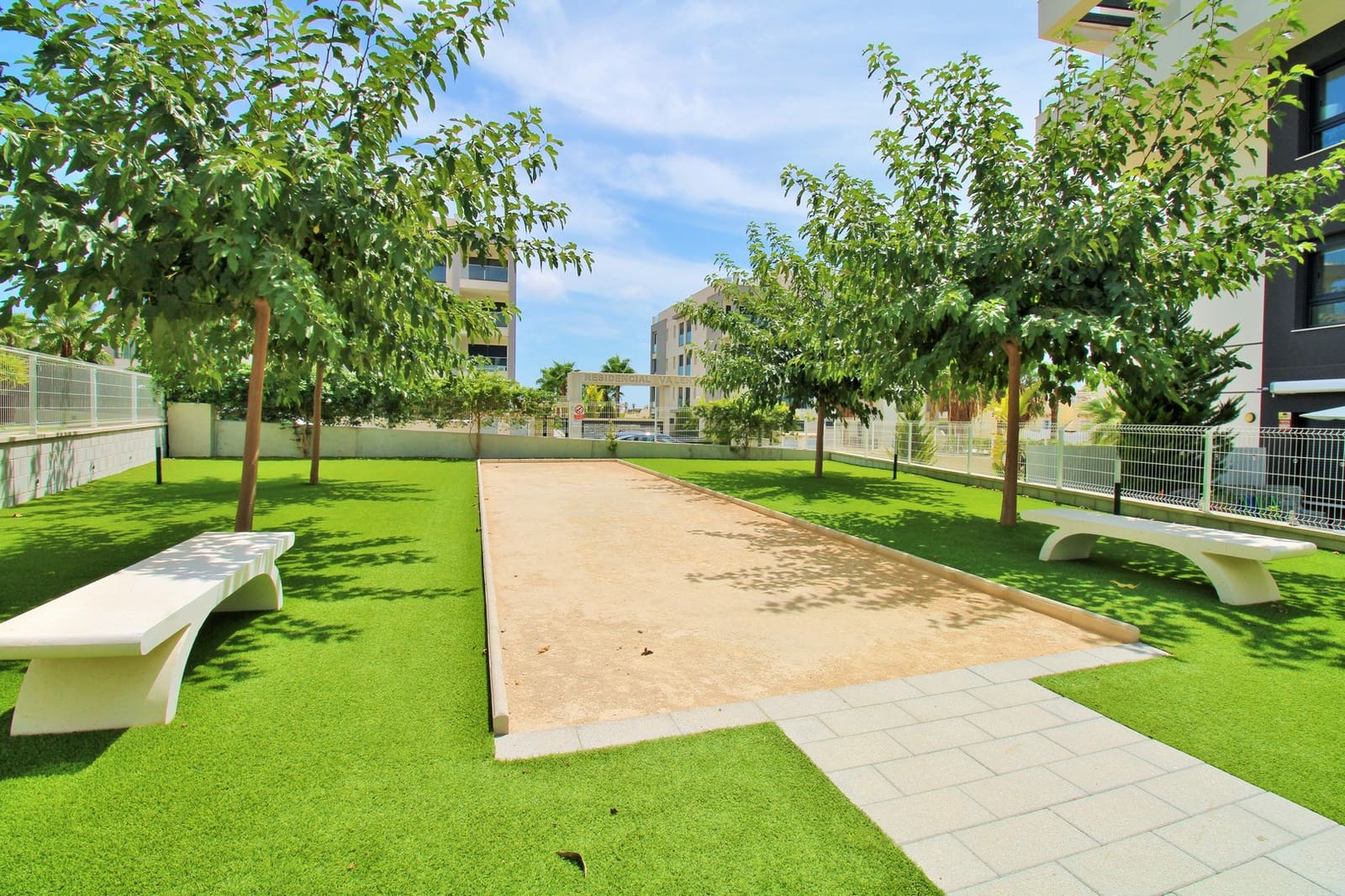 2 soverom Leilighet til salgs i Villamartin med svømmebasseng - € 255 900 (Ref: 10023674)