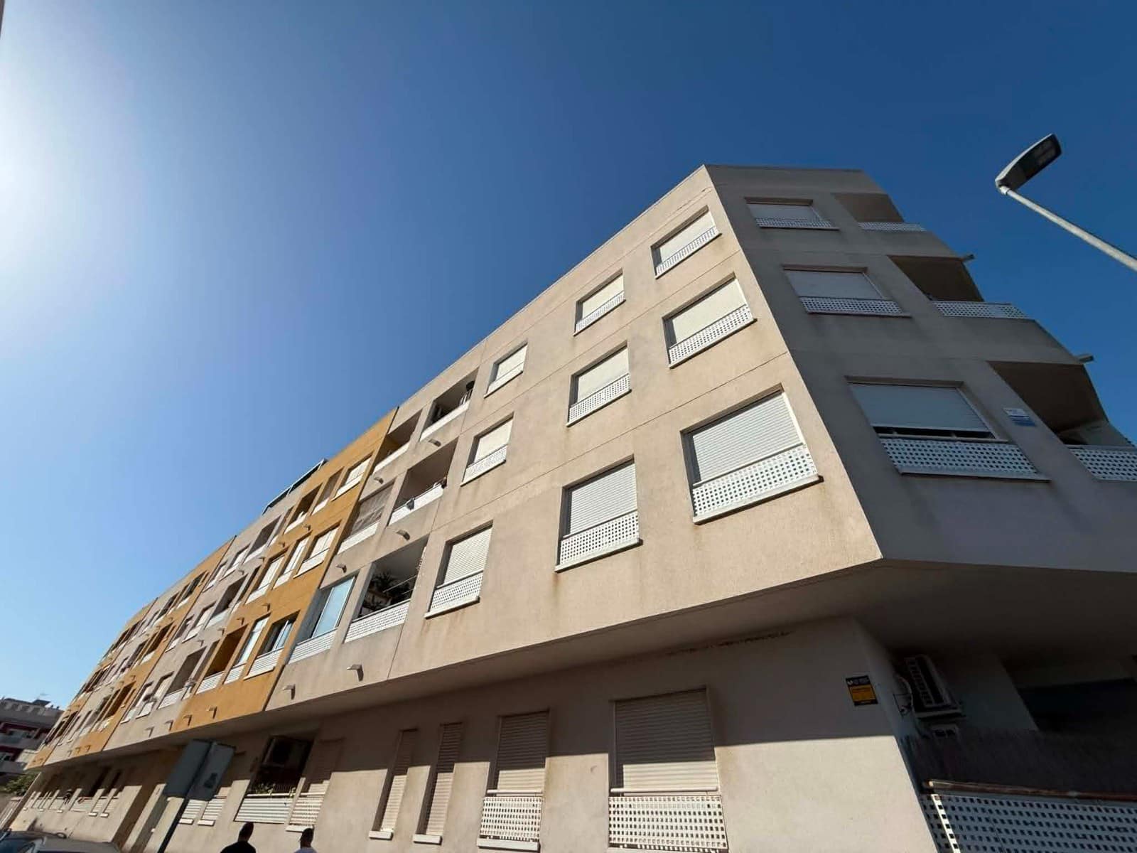 3 bedroom Apartment for sale in Almoradi with pool - € 125,000 (Ref: 10026283)