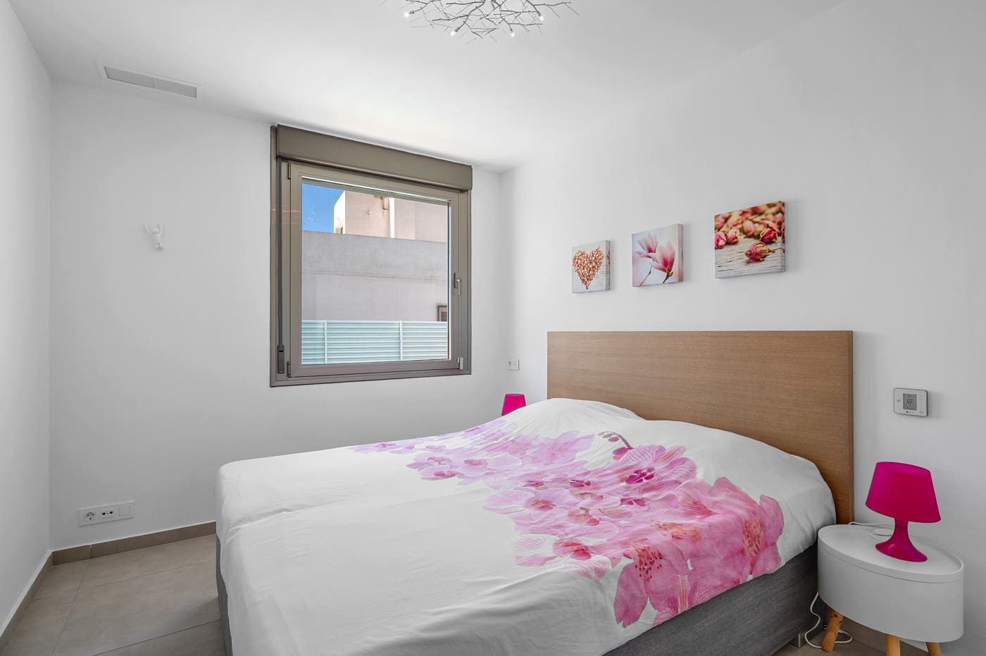3 makuuhuone Huvila myytävänä paikassa La Marina mukana uima-altaan - 595 000 € (Ref: 10026296)
