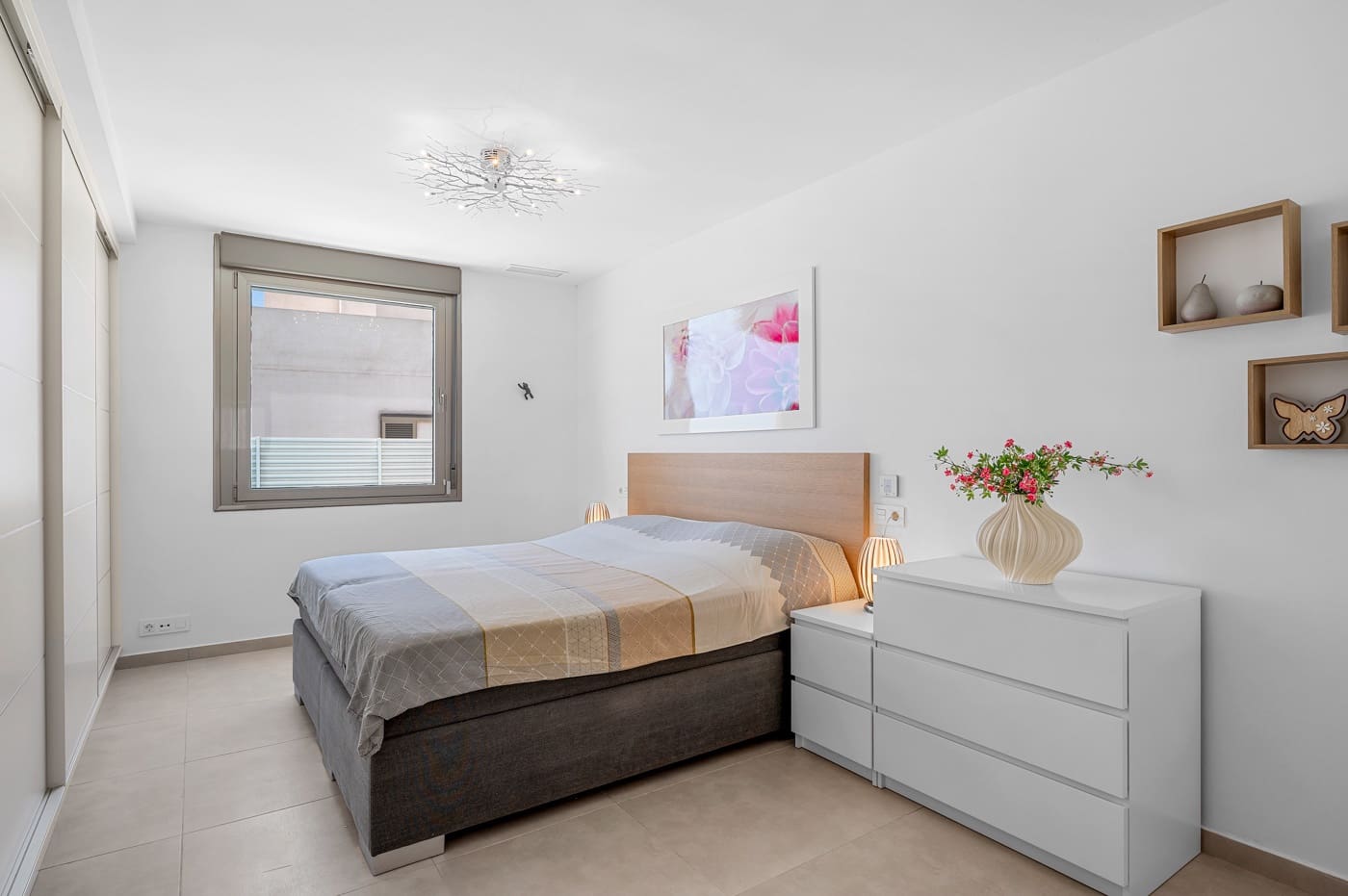 3 makuuhuone Huvila myytävänä paikassa La Marina mukana uima-altaan - 595 000 € (Ref: 10026296)