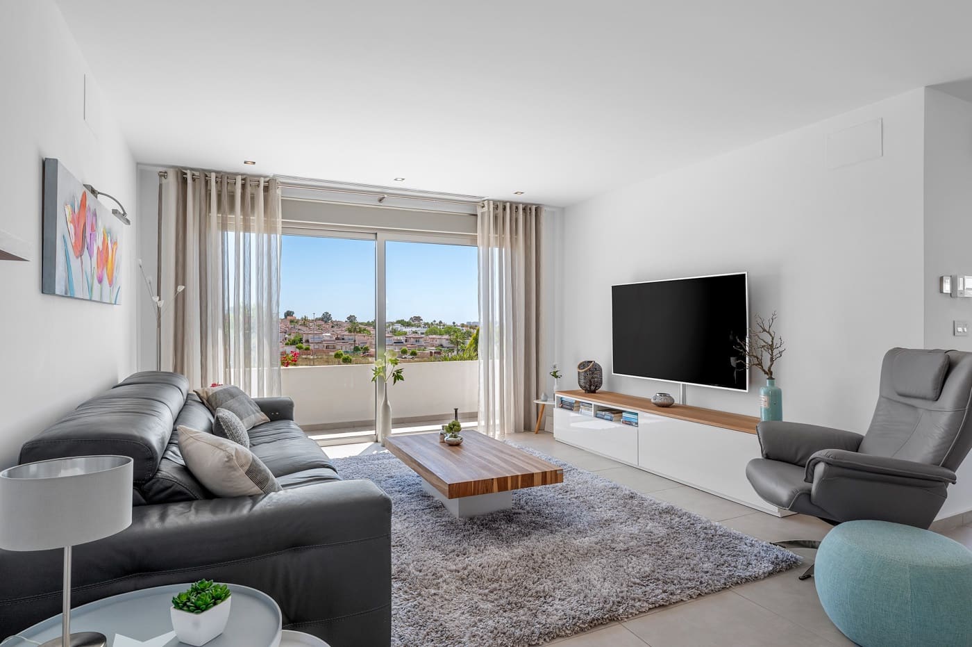 3 makuuhuone Huvila myytävänä paikassa La Marina mukana uima-altaan - 595 000 € (Ref: 10026296)