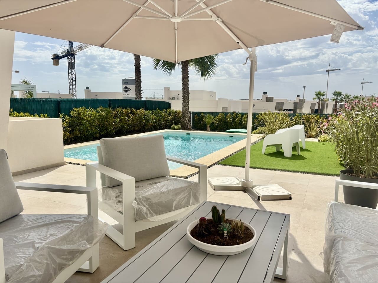 Chalet de 4 habitaciones en Algorfa en venta con piscina garaje - 780.000 € (Ref: 10028981)