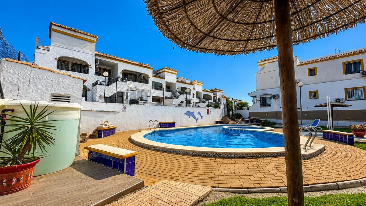 2 chambre Appartement à vendre à Vistabella avec piscine - 139 900 € (Ref: 10029784)