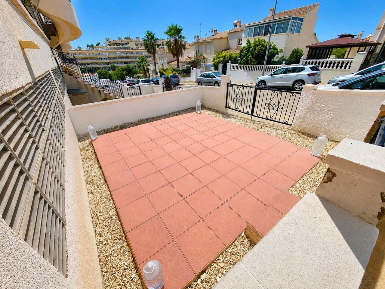 2 soveværelse Lejlighed til salg i Villamartin med swimmingpool - € 134.950 (Ref: 10033201)
