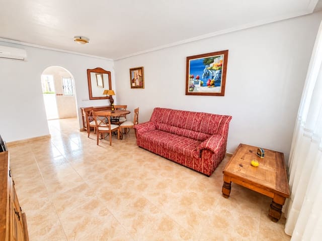 Apartamento de 2 habitaciones en Villamartin, Orihuela en venta con piscina - 134.950 € (Ref: 10033201)
