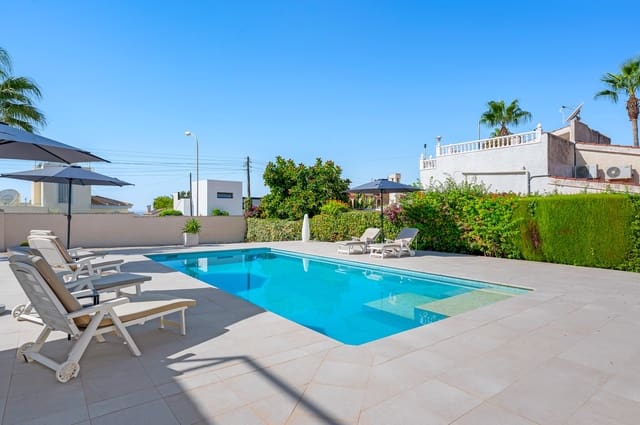 3 quarto Moradia para venda em Ciudad Quesada, Rojales com piscina garagem - 575 000 € (Ref: 10033271)