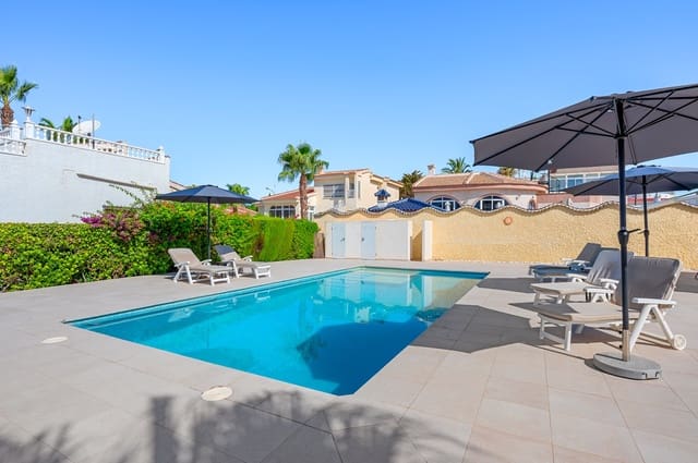 3 quarto Moradia para venda em Ciudad Quesada, Rojales com piscina garagem - 575 000 € (Ref: 10033271)