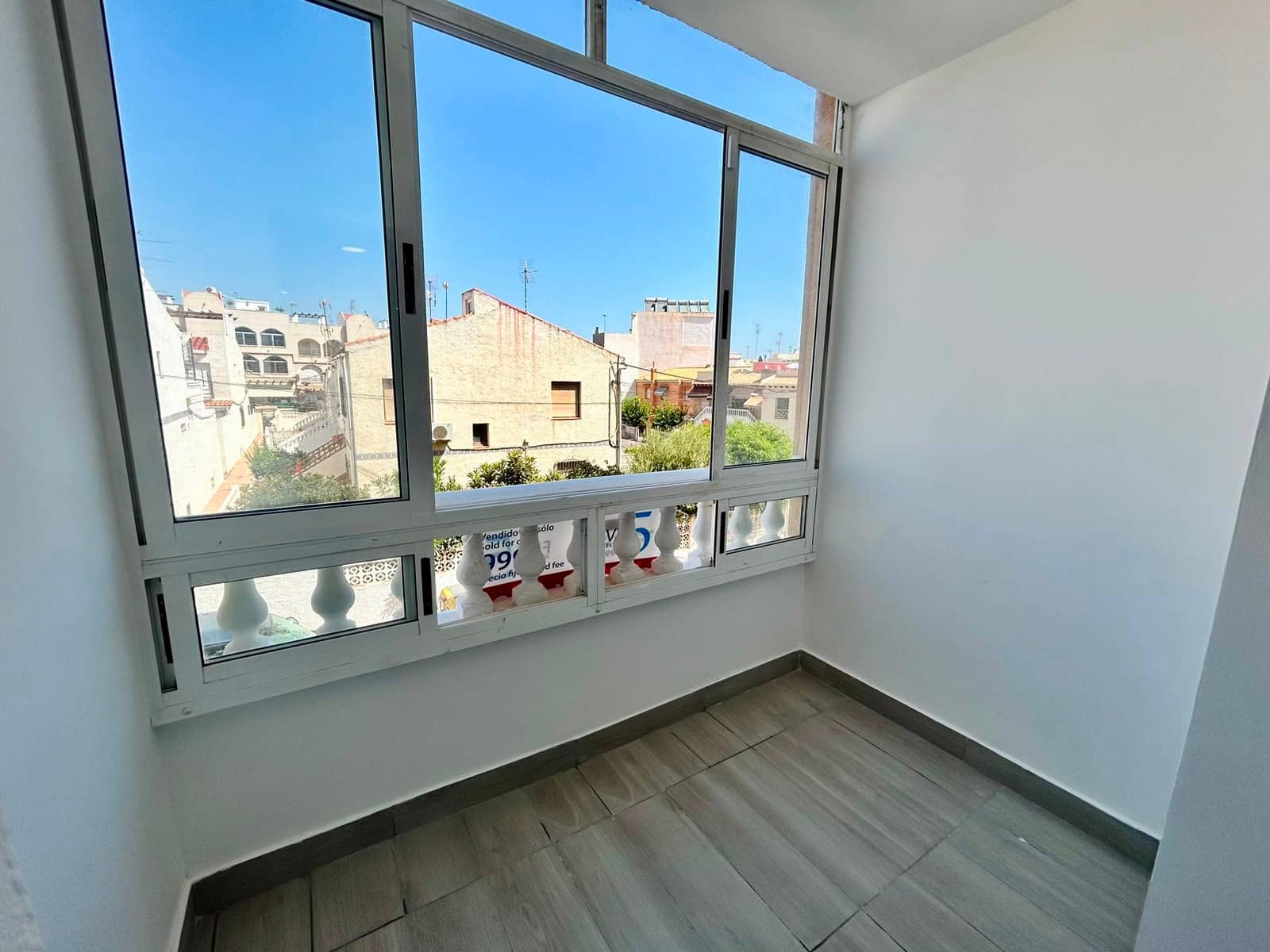 2 sypialnia Apartament na sprzedaż w Torrevieja - 145 000 € (Ref: 10037598)