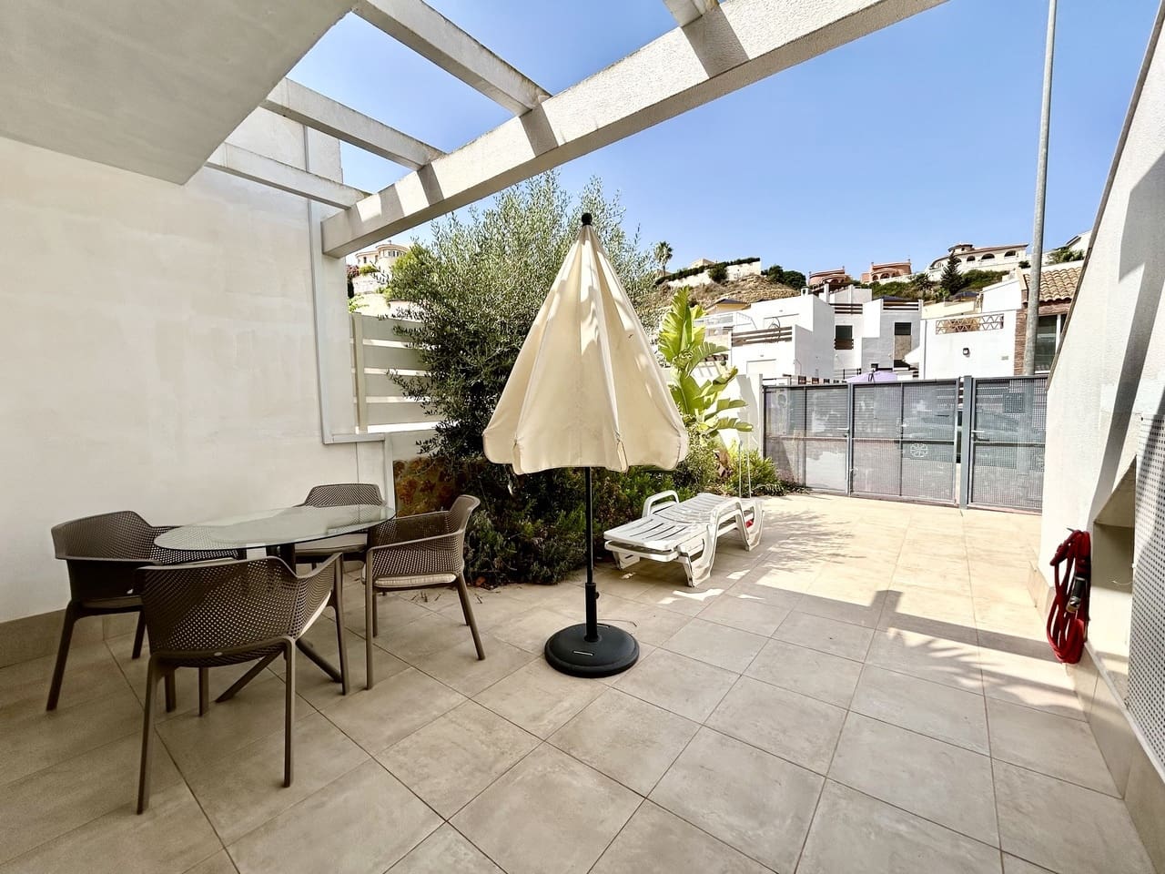 3 slaapkamer Huis te koop in Ciudad Quesada met zwembad garage - € 249.995 (Ref: 10037643)