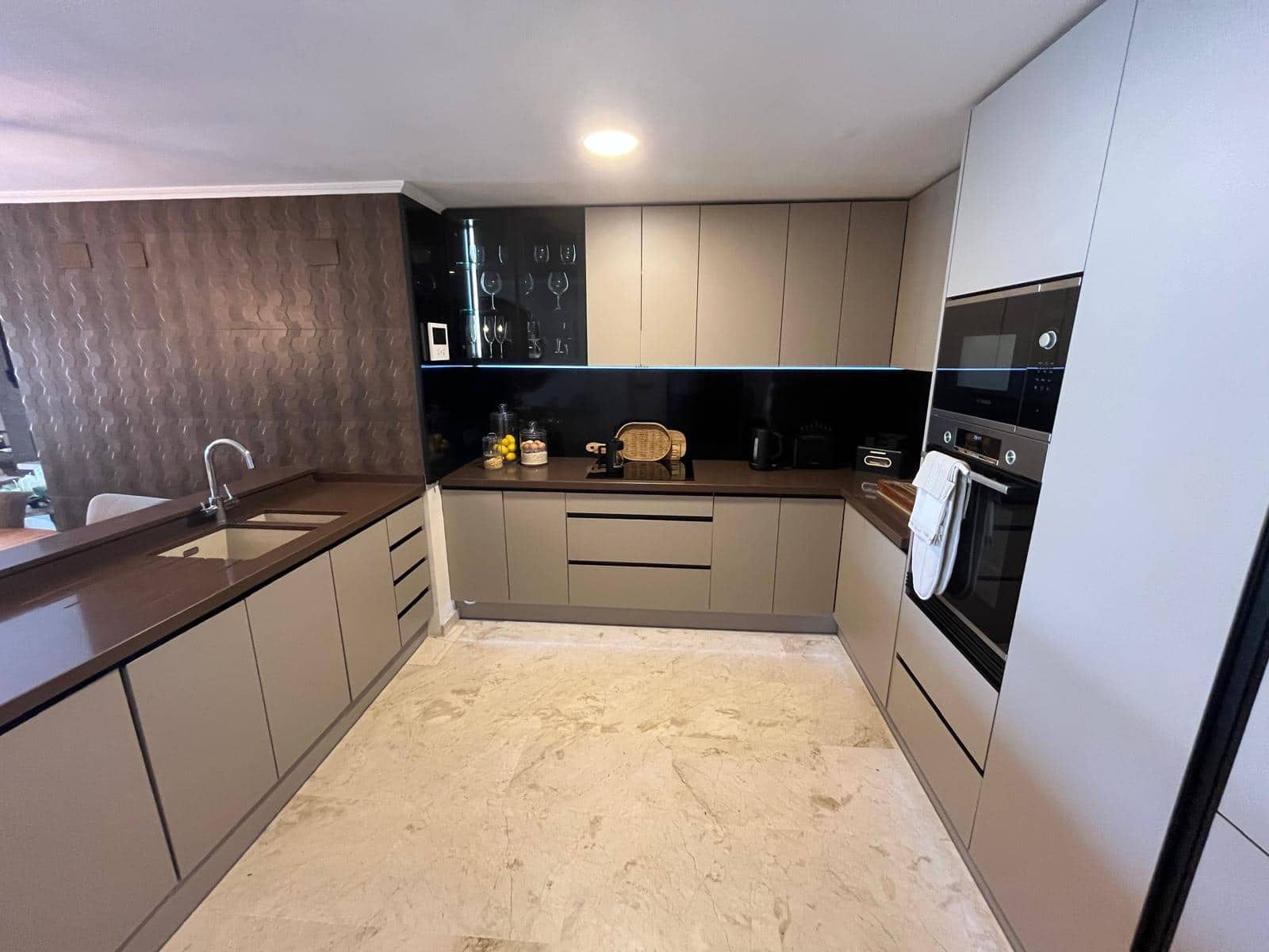 Apartamento de 2 habitaciones en Orihuela Costa en venta con piscina - 385.000 € (Ref: 10039068)