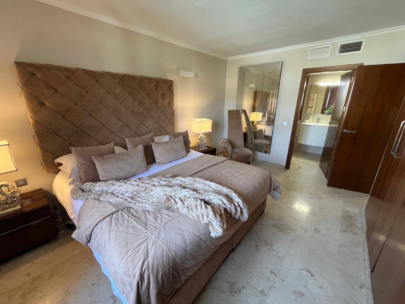 Apartamento de 2 habitaciones en Orihuela Costa en venta con piscina - 385.000 € (Ref: 10039068)