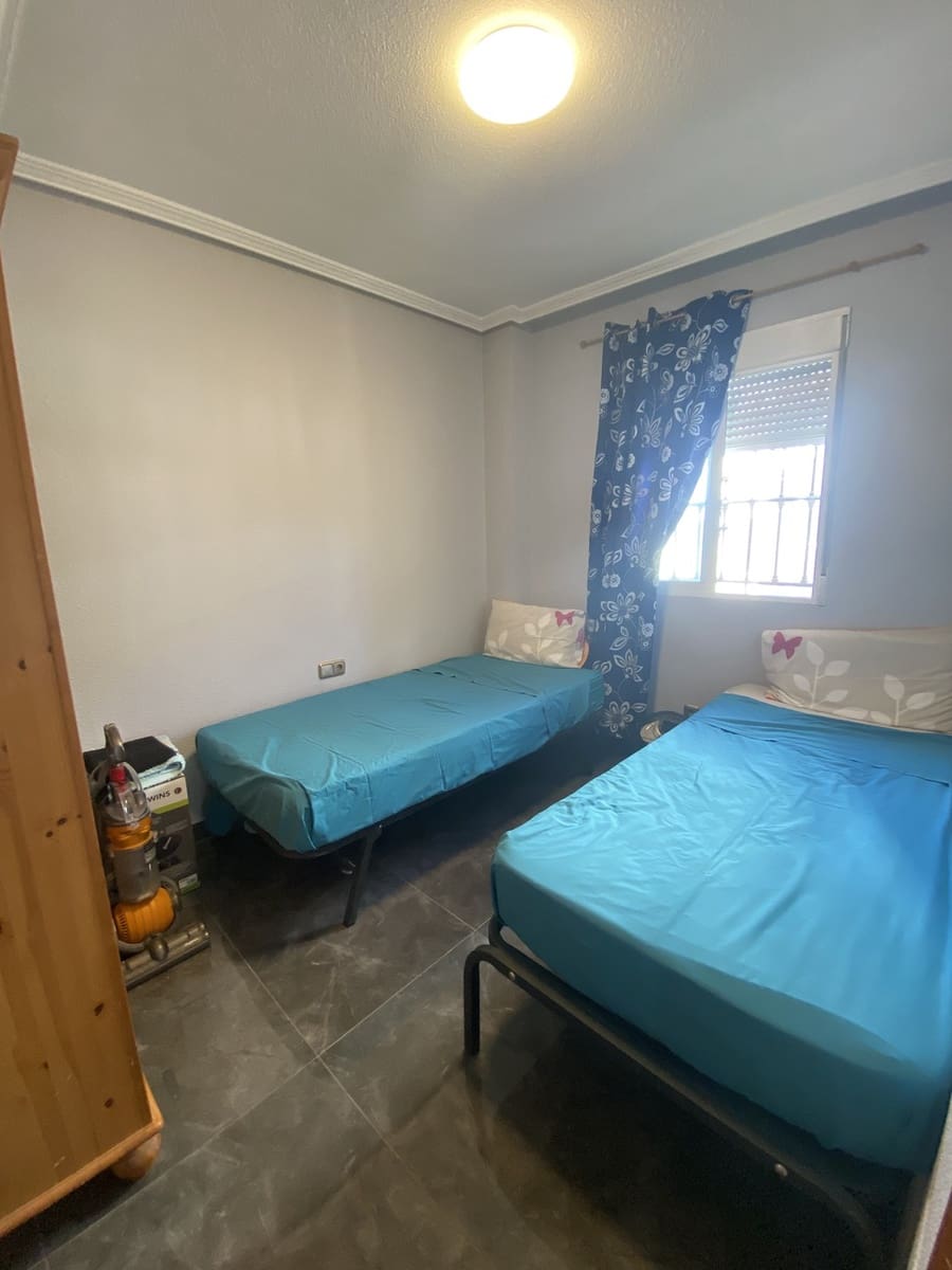 5 soverom Villa til salgs i La Zenia med svømmebasseng garasje - € 359 995 (Ref: 10042082)
