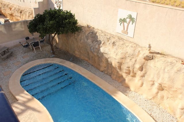5 soverom Villa til salgs i La Zenia, Orihuela med svømmebasseng garasje - € 359 995 (Ref: 10042082)