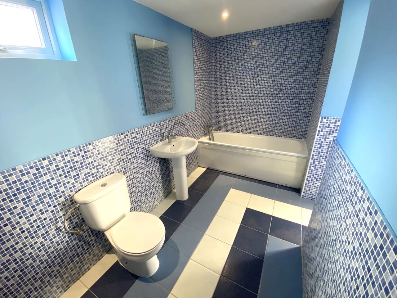 5 soverom Villa til salgs i La Zenia med svømmebasseng garasje - € 359 995 (Ref: 10042082)