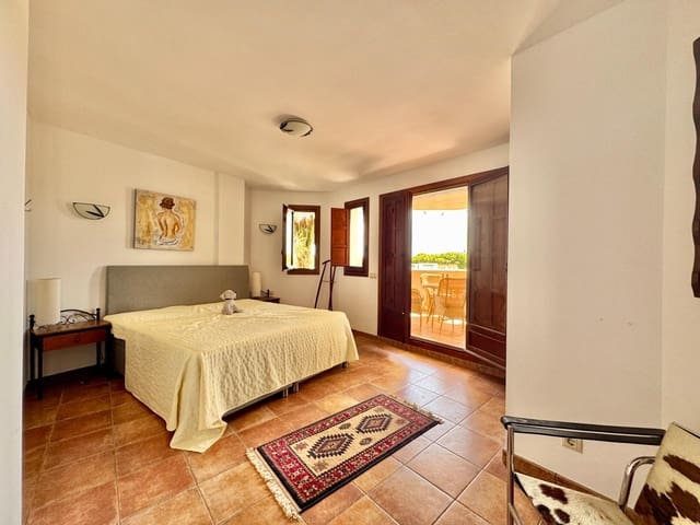 2 chambre Appartement à vendre à Torrevieja avec piscine garage - 295 000 € (Ref: 10042086)