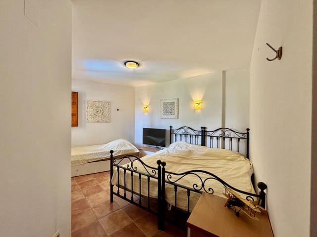 2 chambre Appartement à vendre à Torrevieja avec piscine garage - 295 000 € (Ref: 10042086)
